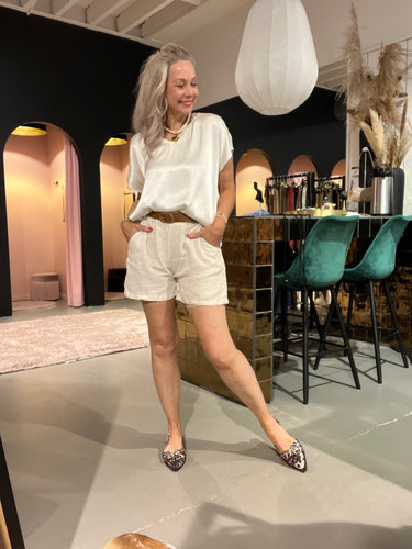 Short linnen